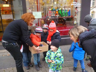 Die Kinder werden freundlich empfangen